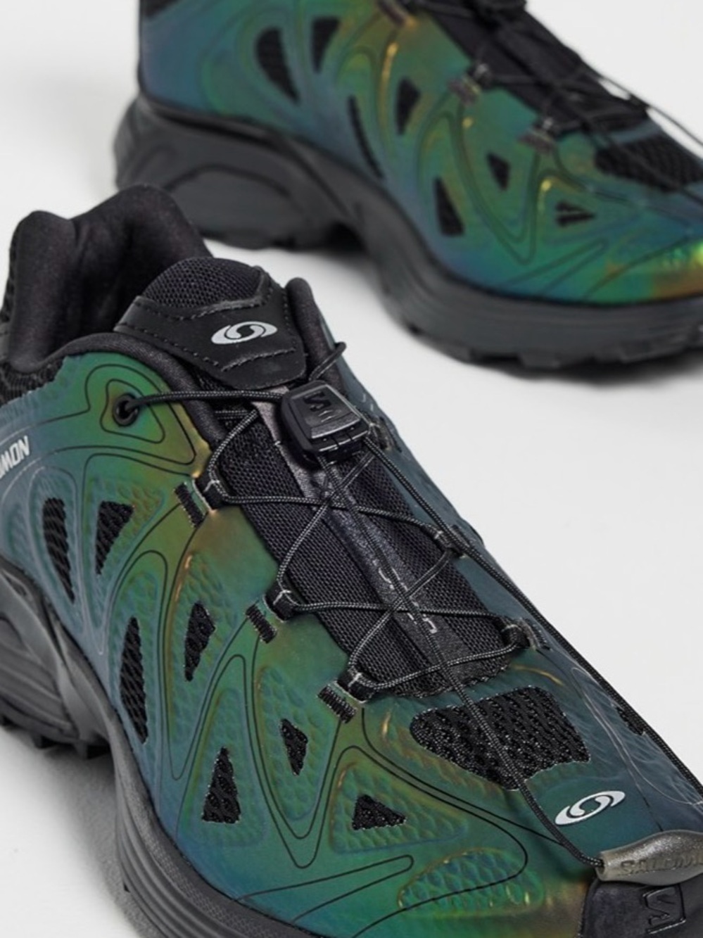 Salomon
XT-Whisper Void Sneakers